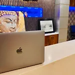 Hotel Apple Inn & Suites, New Delhi
