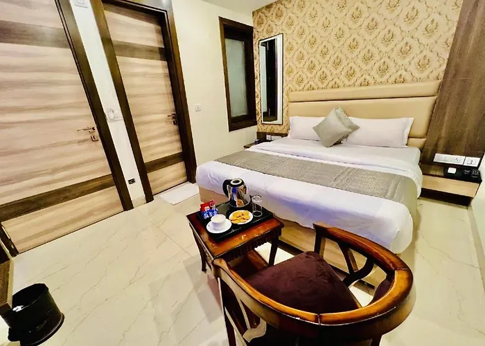 Hotel Apple Inn & Suites, New Delhi