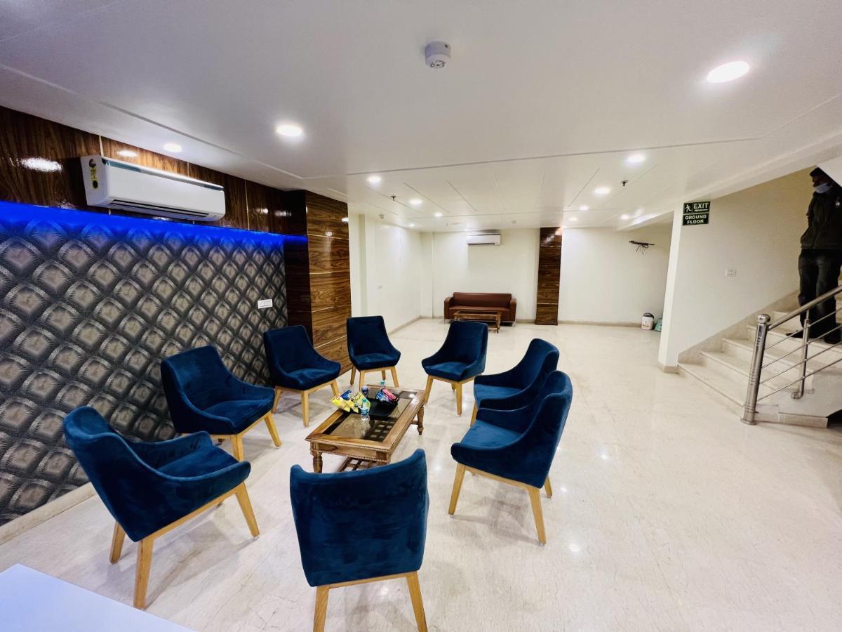Hotel Apple & Suites, 4*