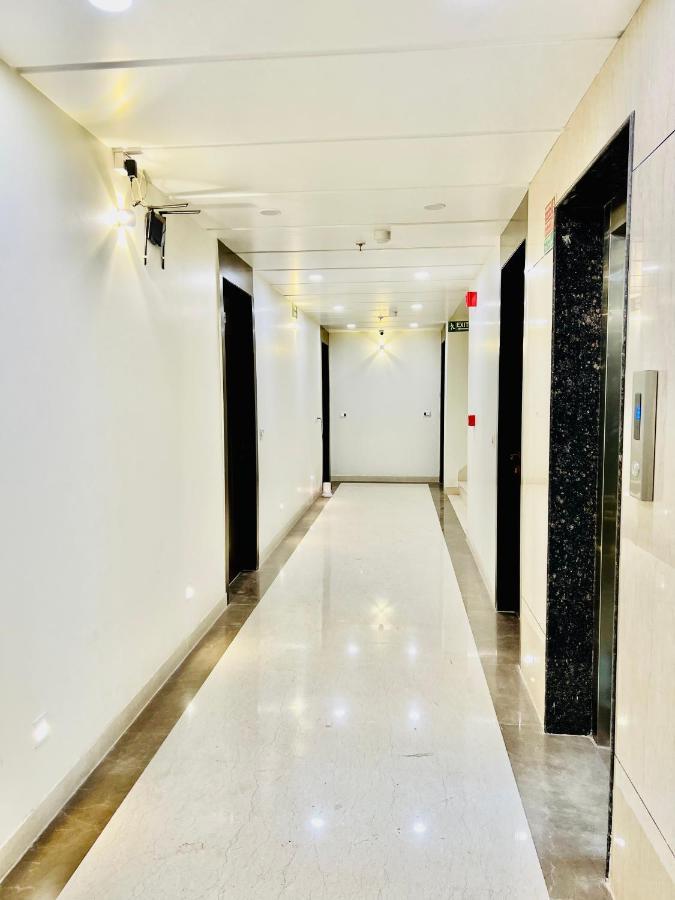 Hotel Apple & Suites, New Delhi