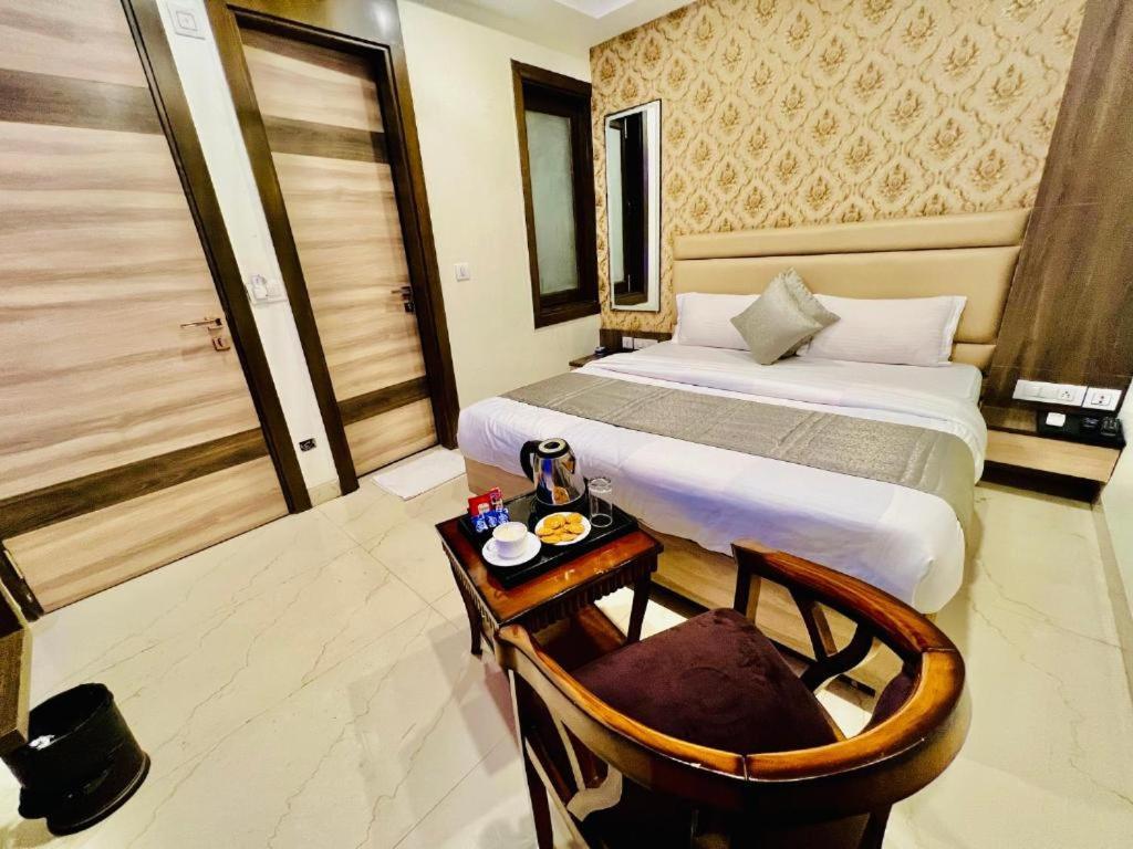 Hotel Apple & Suites, 4*